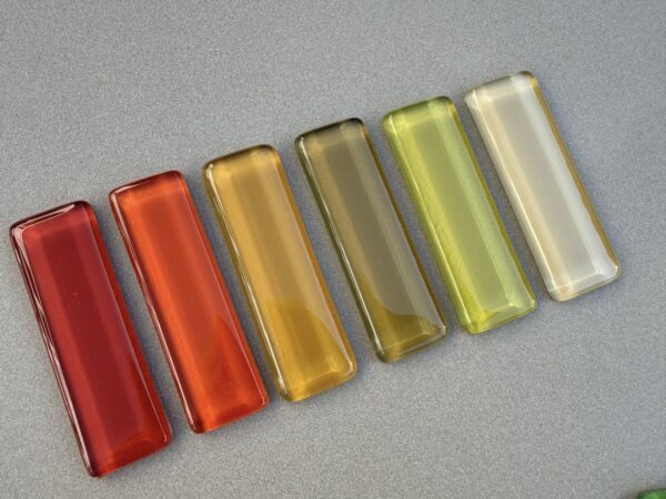 photo de porte couteaux de couleur