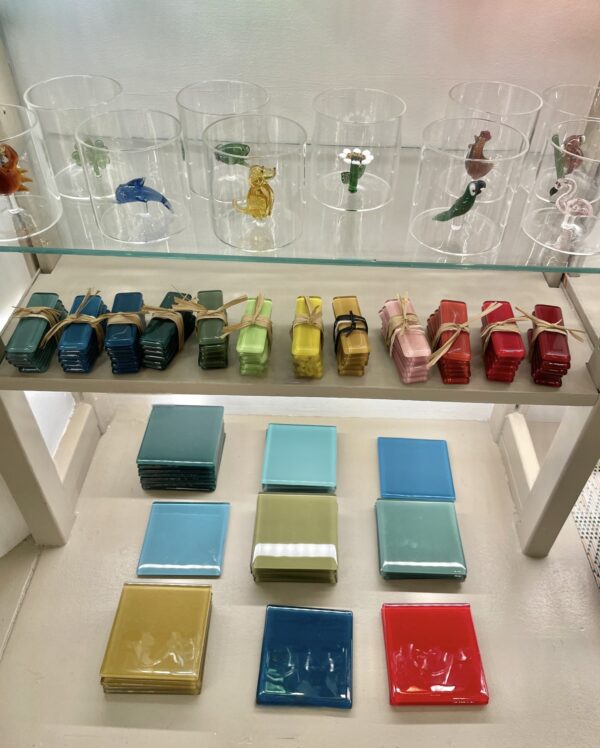 photo de dessous de verre de couleur